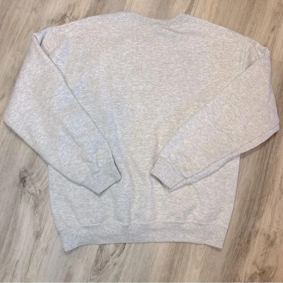 Gilden Heavy Blend Cotton Crewneck Sweatshirt Marled Light Gray Red XOXO Letters - Picture 2 of 3